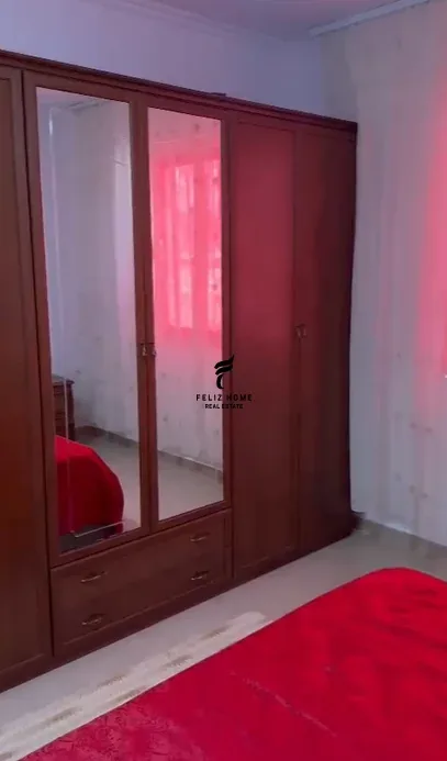 APARTAMENT ME QERA 1+1 RRUGA E DIBRES 40.000 LEKE 2