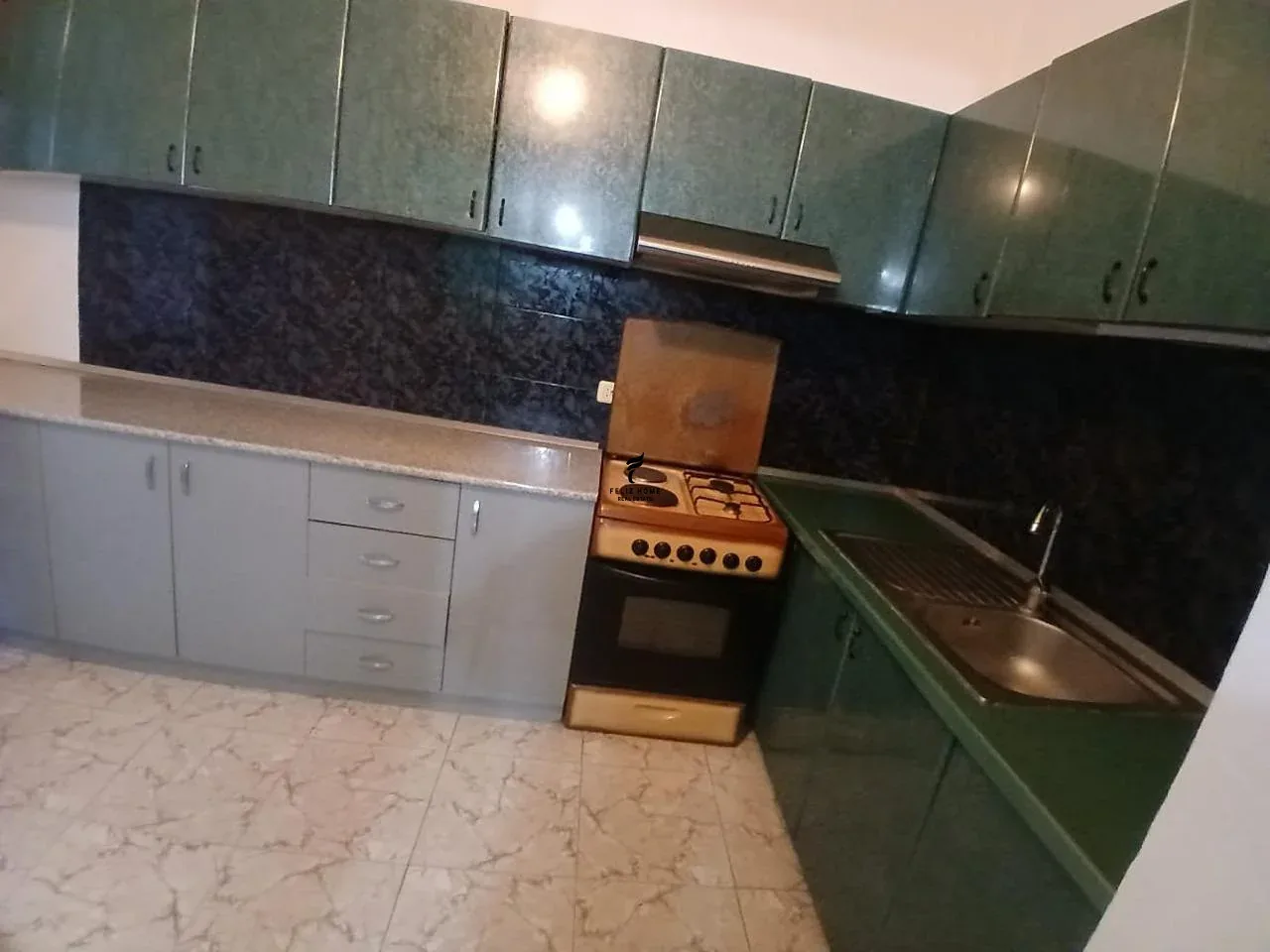 APARTAMENT ME QERA 1+1 SELITE 50.000 LEKE 2