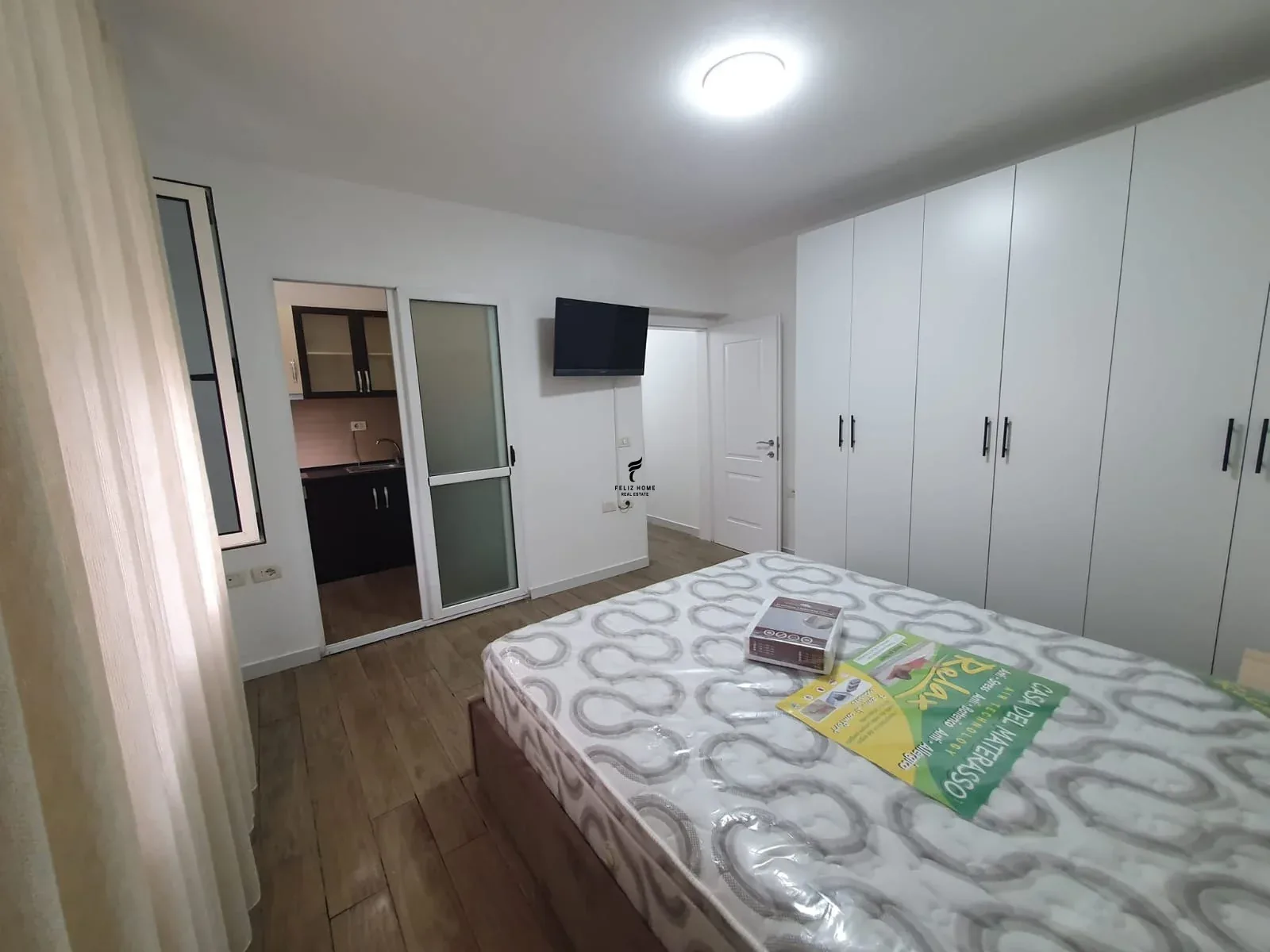 APARTAMENT ME QERA 1+1 RRUGA E DURRESIT 45.000 LEKE 4
