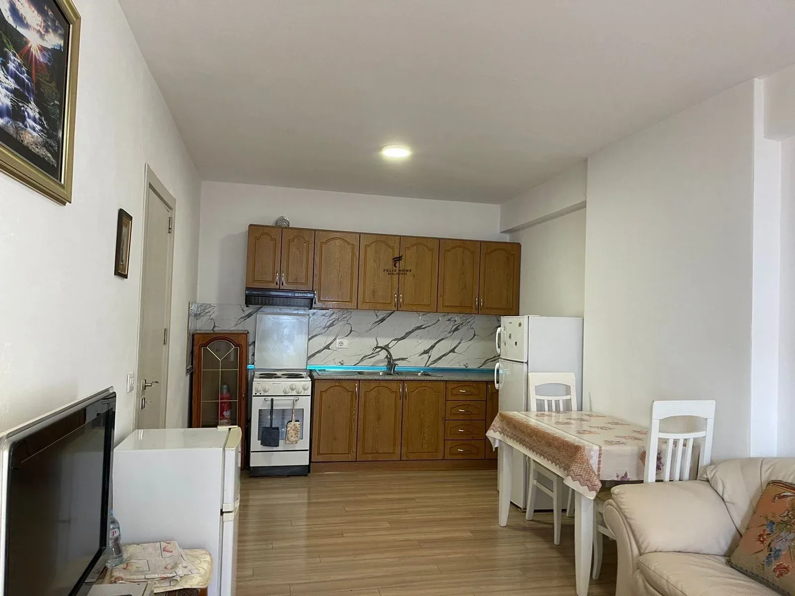 SHITET APARTAMENT 3+1+2 5 MAJI 230.000 EURO 3