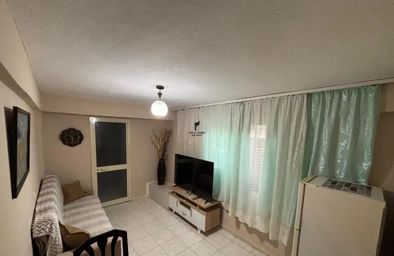 APARTAMENT ME QERA 1+1 PAZARI I RI 45.000 LEKE