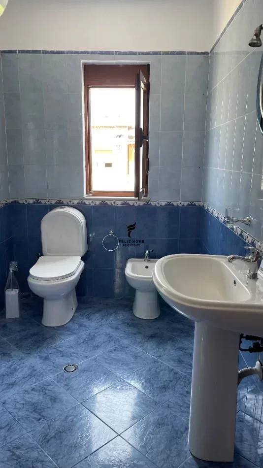 APARTAMENT ME QERA 1+1 XHAMLLIK 45.000 LEKE 4