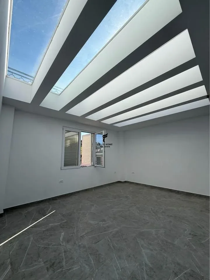 VILE ME QERA 250 M2 TEG 3.000 EURO 3