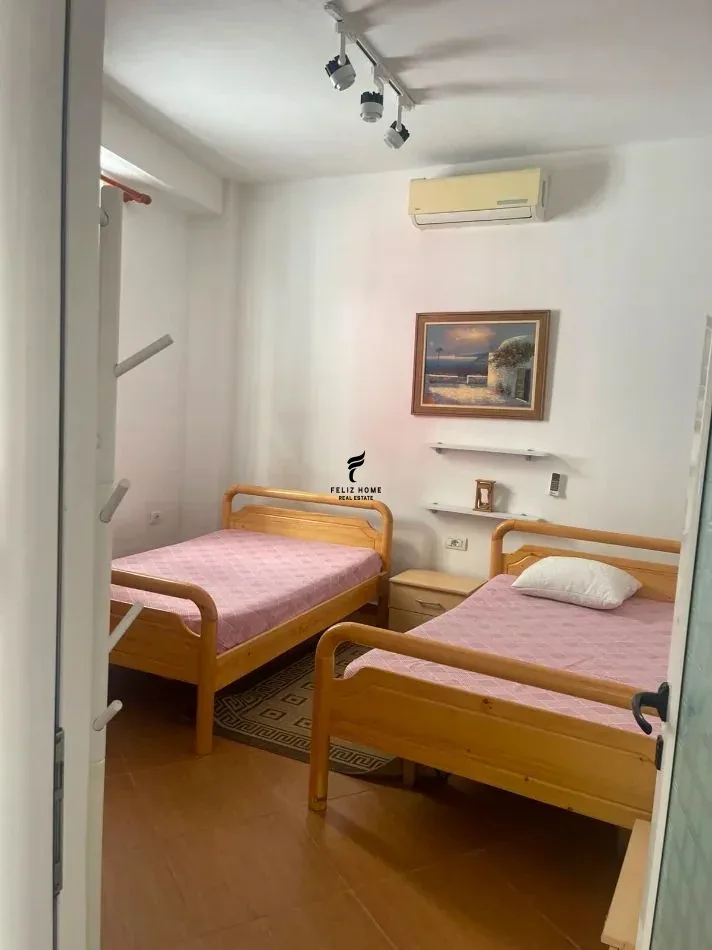 APARTAMENT ME QERA 1+1 KOMUNA PARISIT 45.000 LEKE 3