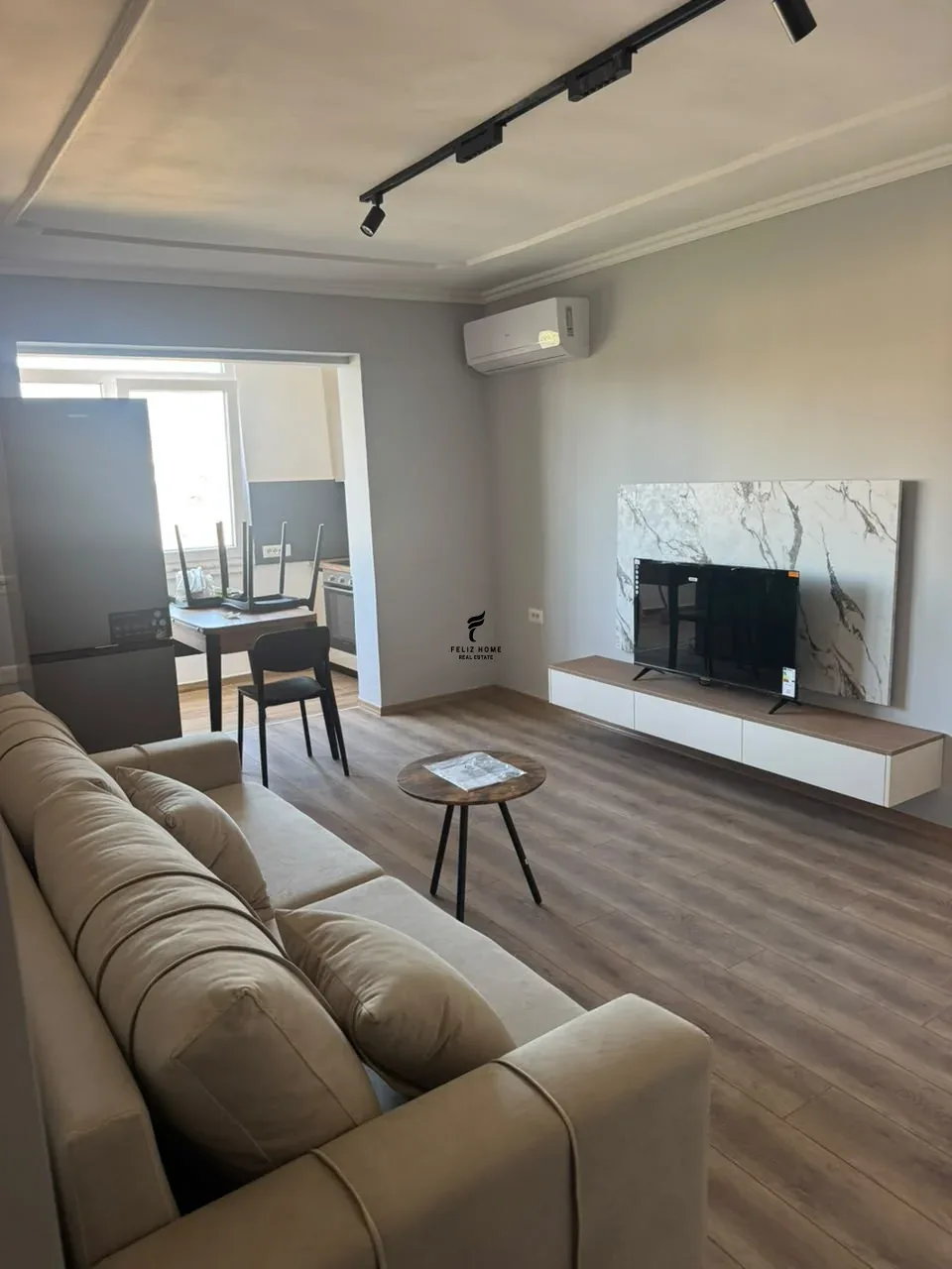 APARTAMENT ME QERA 1+1 VASIL SHANTO 65.000 LEKE 2