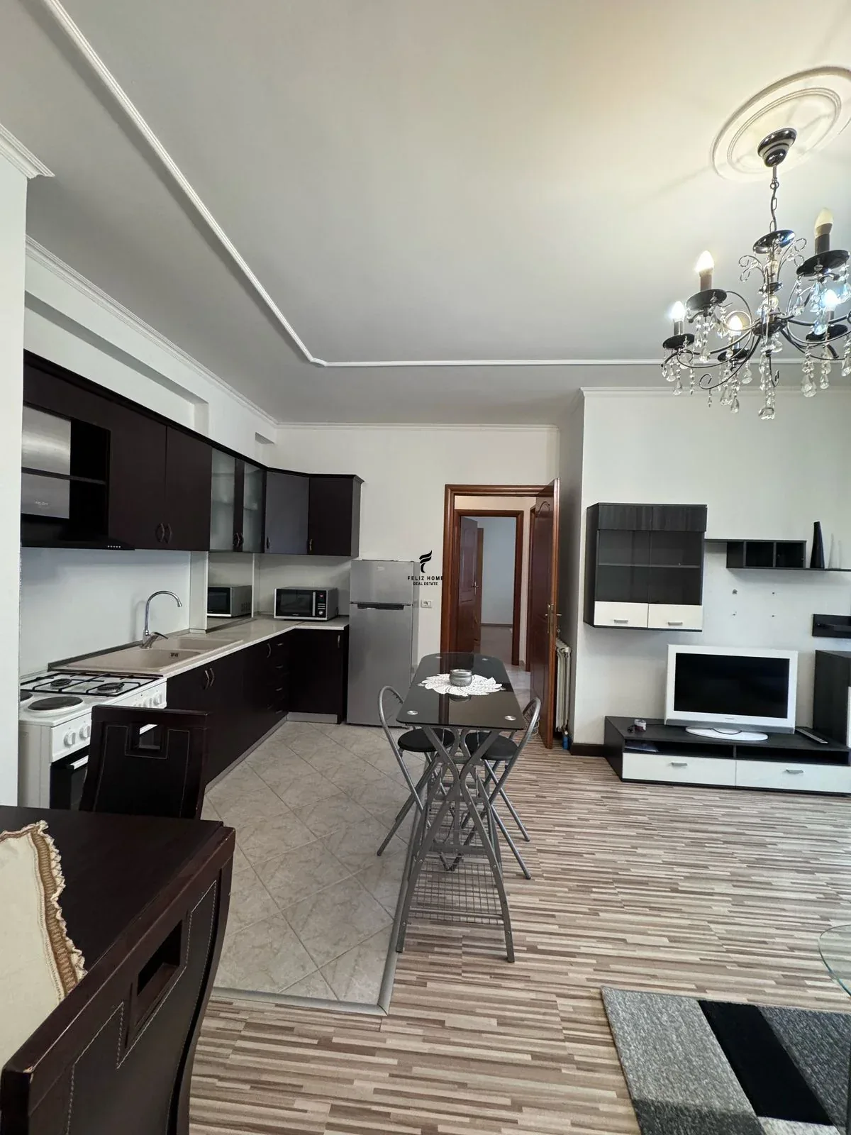 APARTAMENT ME QERA 2+1 LIQENI THATE 60.000 LEKE 3