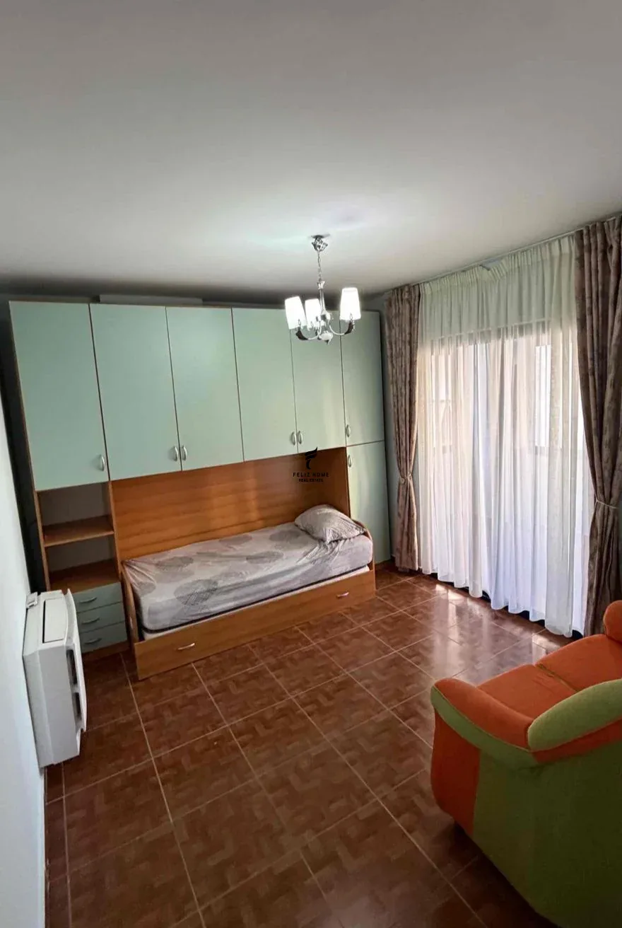 APARTAMENT ME QERA 2+1 ISH PARKU 65.000 LEKE 2