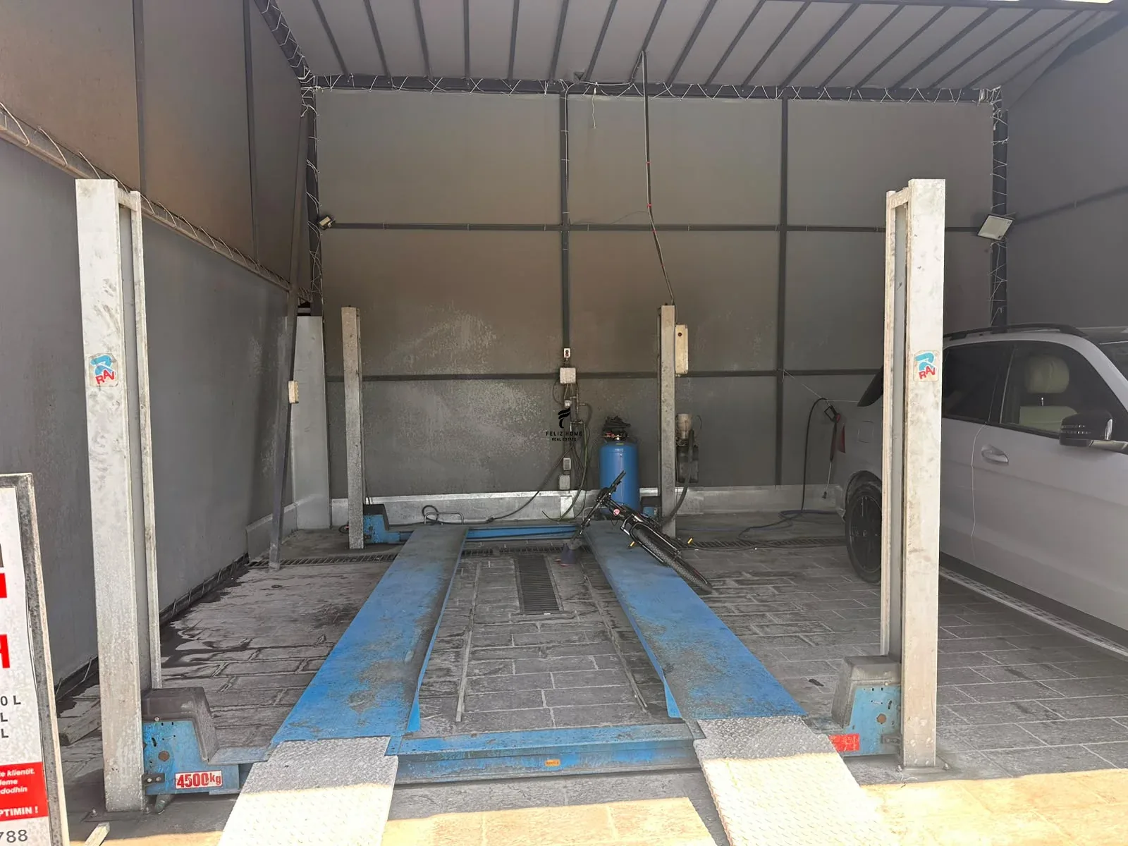 MAGAZINE ME QERA 50M2 AUTOSTRADA TIRANE-DURRES 1.000 EURO 2