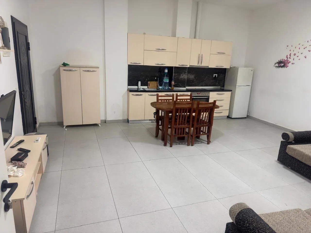 APARTAMENT ME QERA 3+1+2 FRESK 55.000 LEKE 4