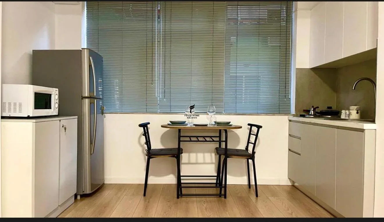 GARSONIERE ME QERA 45M2 BLLOK 700 EURO 2