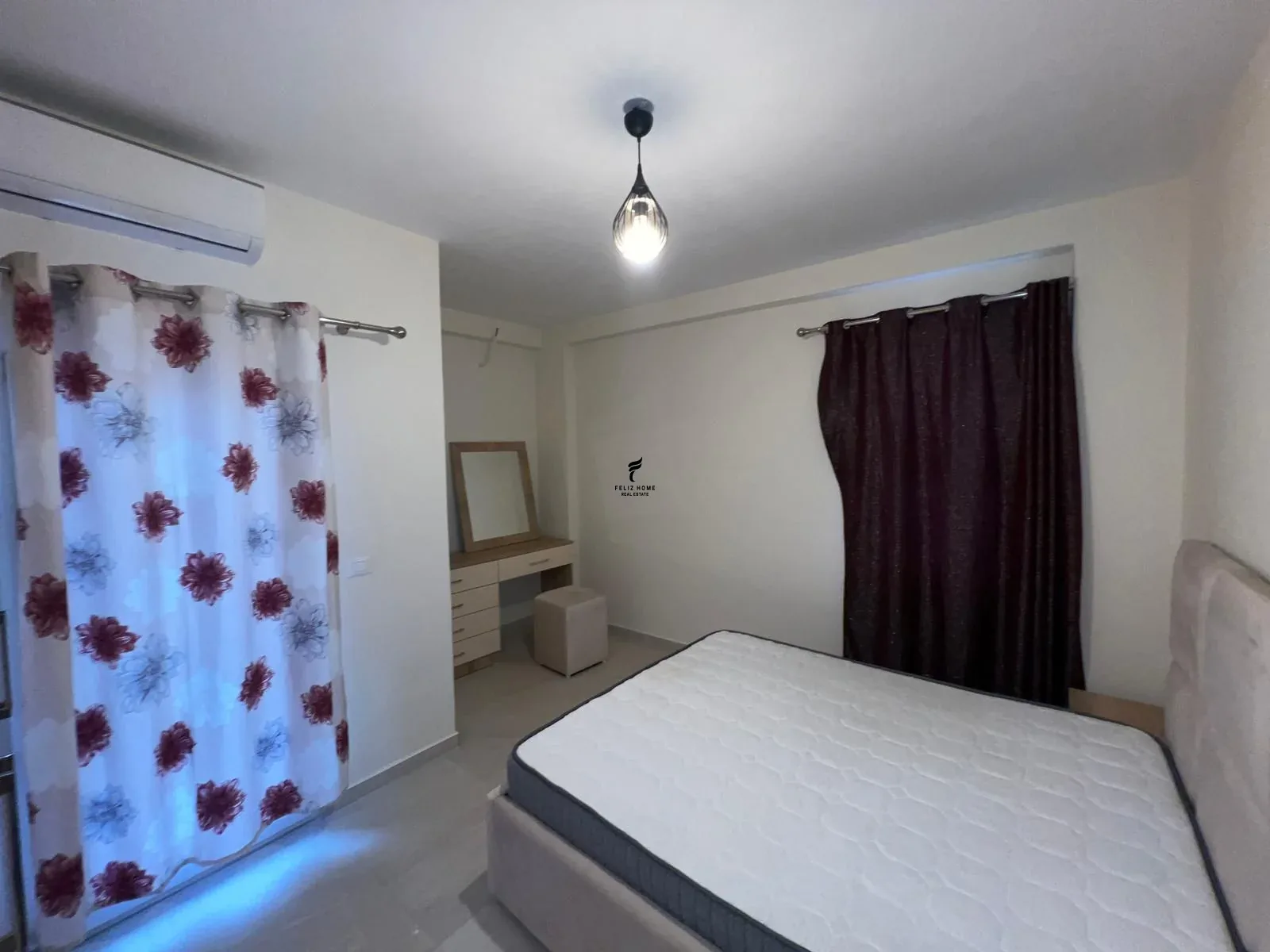 APARTAMENT ME QERA 1+1 RRUGA E DIBRES 45.000 LEKE 2