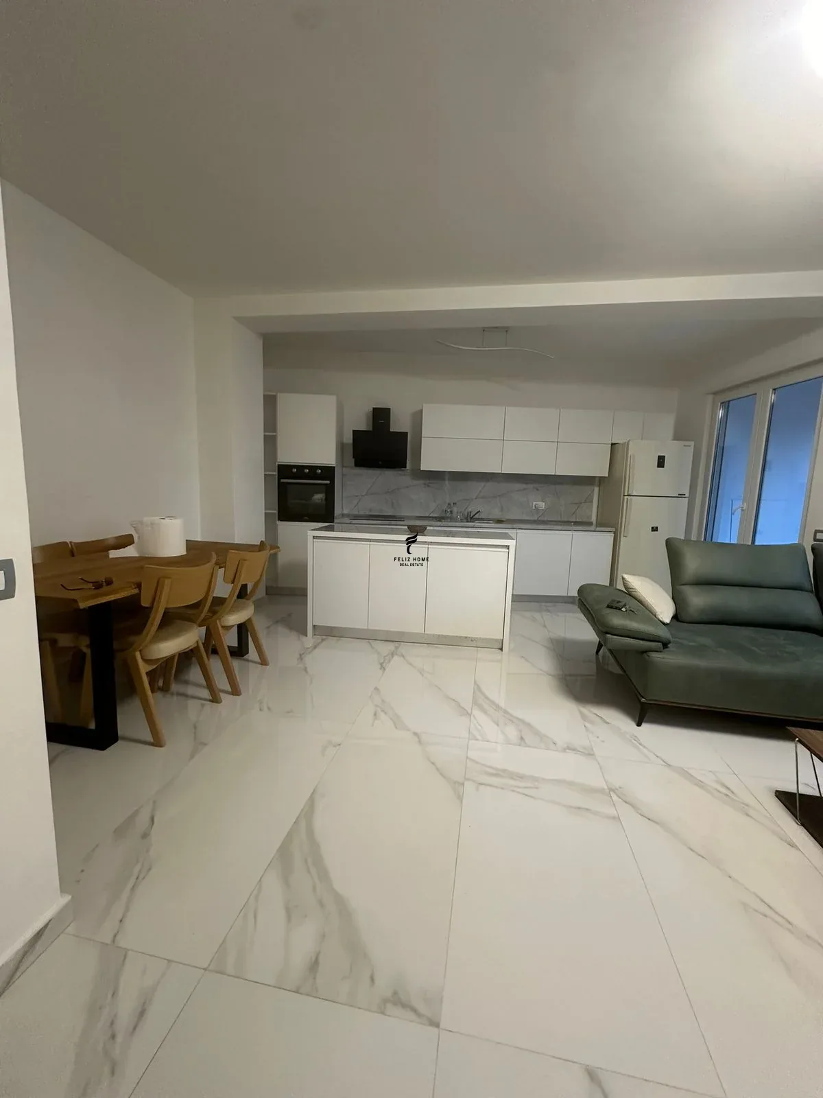APARTAMENT ME QERA 2+1+2 LIQENI THATE 85.000 LEKE 2