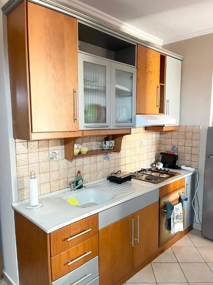 APARTAMENT ME QERA 1+1 SHESHI WILLSON 65.000 LEKE 3