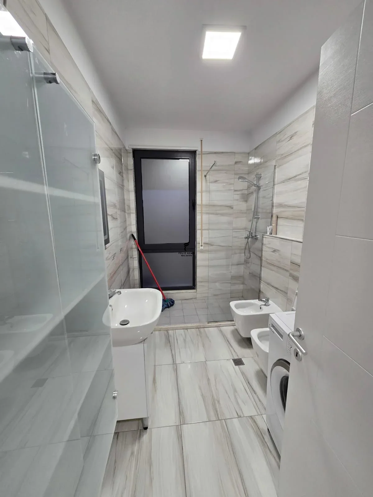 APARTAMENT ME QERA 1+1 ALI DEMI 60.000 LEKE 4