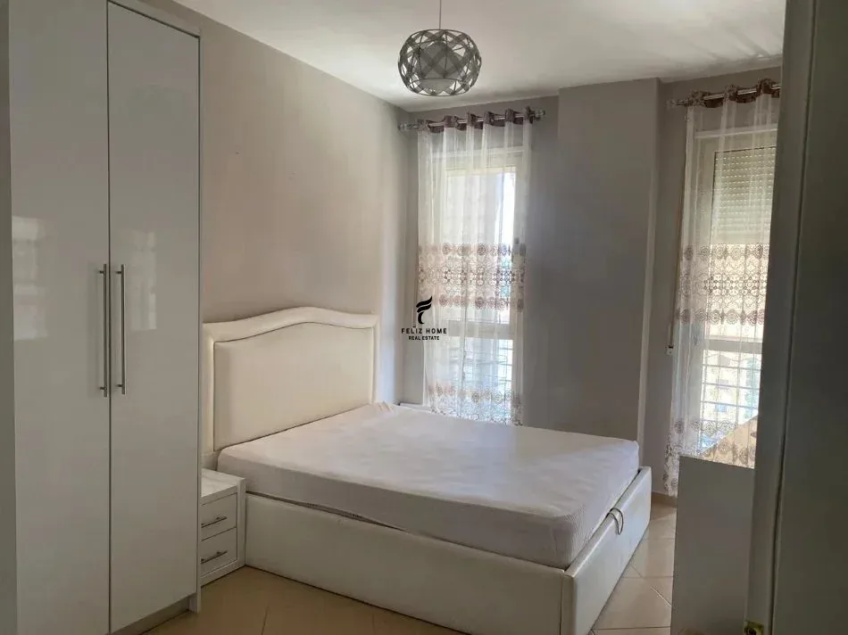 APARTAMENT ME QERA 1+1 DON BOSKO 48.000 LEKE 3
