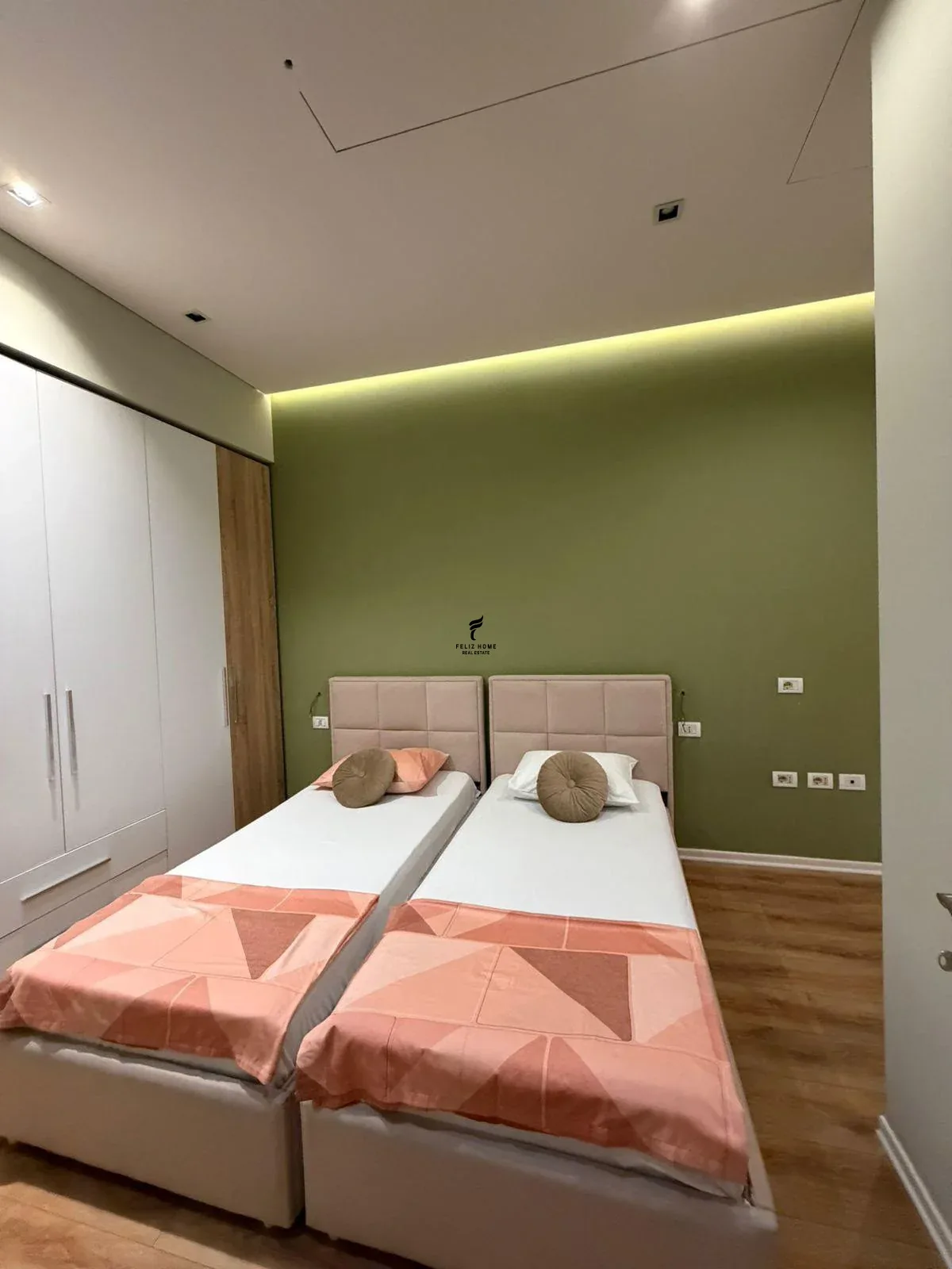 APARTAMENT ME QERA 2+1 RRUGA E KAVAJES 60.000 LEKE 2