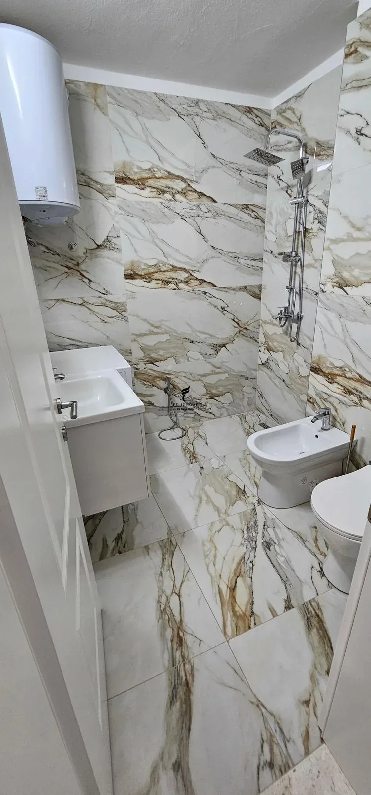 APARTAMENT ME QERA 1+1 RRUGA E ELBASANIT 50.000 LEKE 4