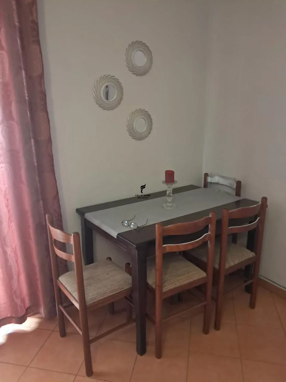 ZYRE ME QERA 70 M2 RRUGA E ELBASANIT 55.000 LEKE 1