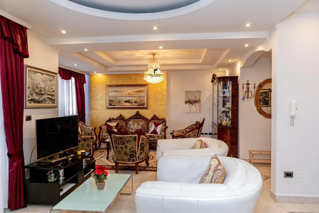 APARTAMENT ME QERA 3+1+2 XHAMIA E TABAKEVE 1200 EURO 2