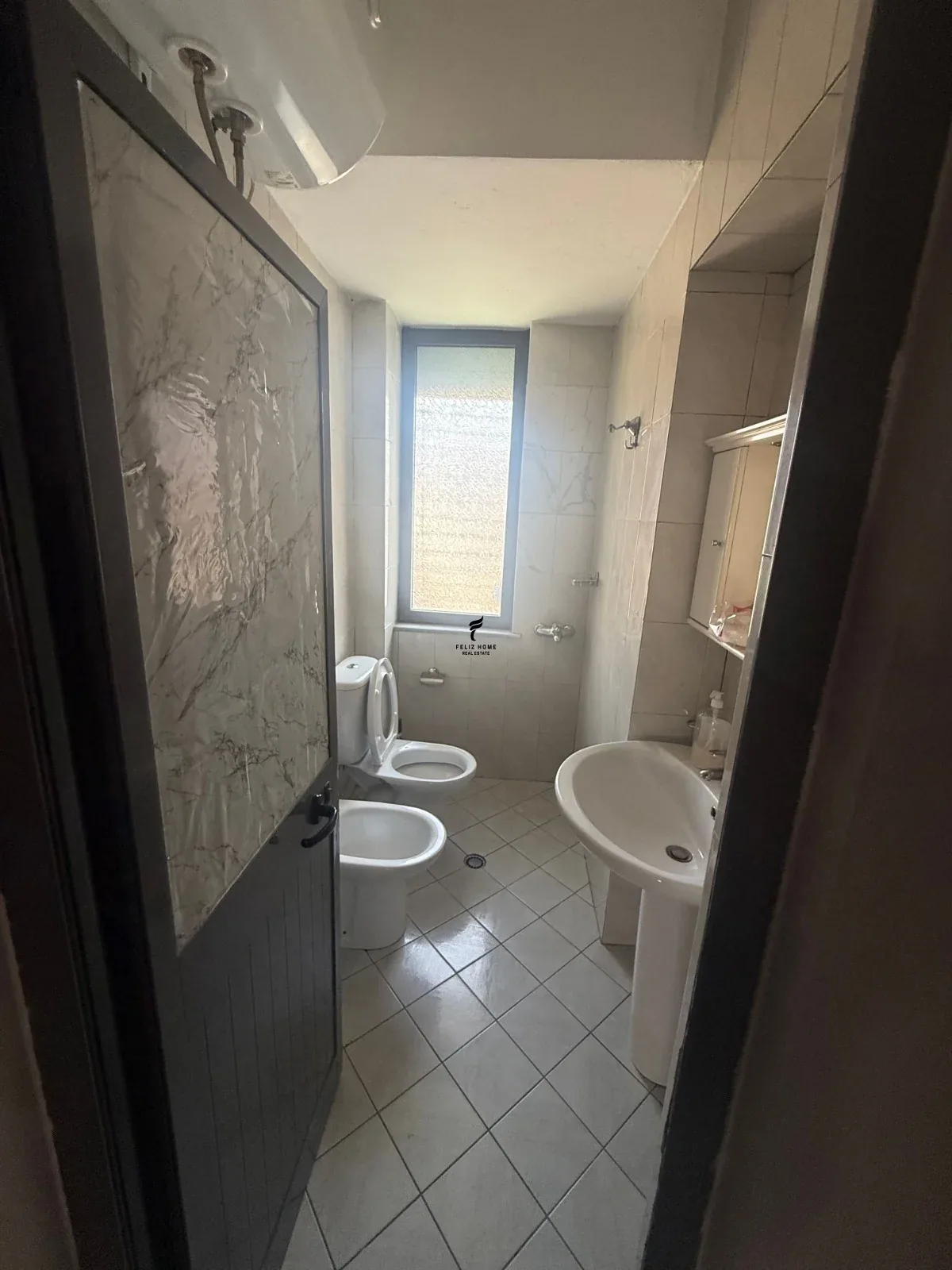 SHITET APARTAMENT 2+1 RRUGA BARDHYL 165.000 EURO 3