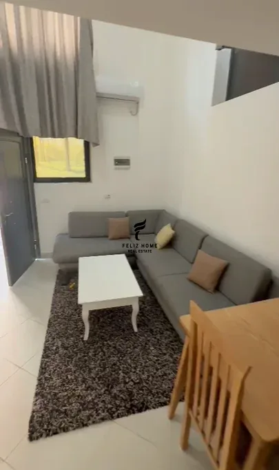 APARTAMENT ME QERA 1+1 RRUGA E DIBRES 43.000 LEKE
