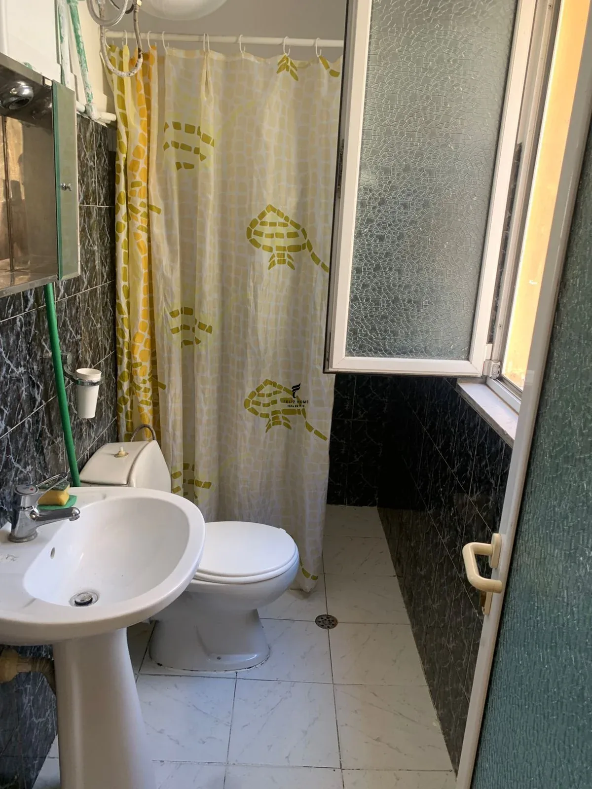 APARTAMENT ME QERA 1+1 MYSLYM SHYRI 50.000 LEKE 4