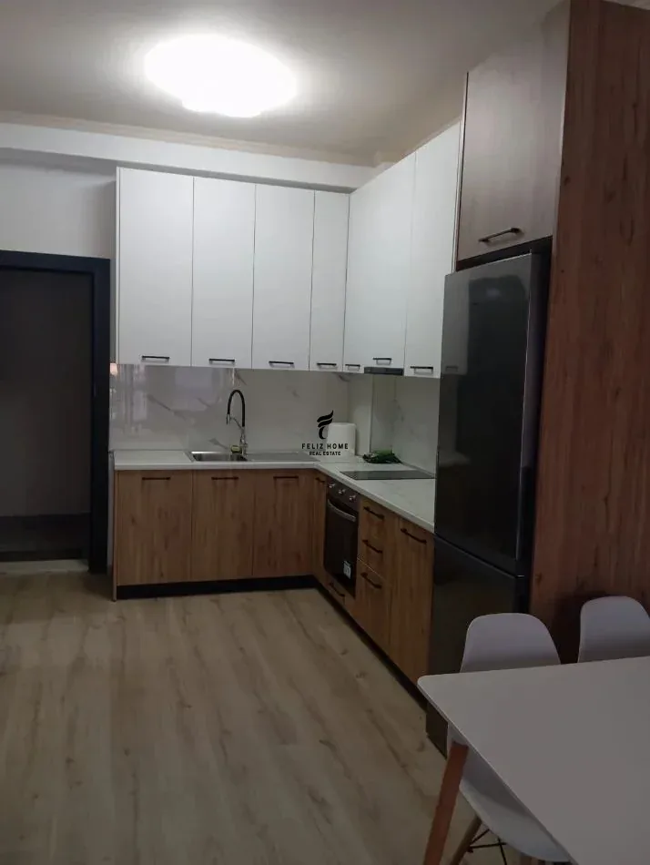 APARTAMENT ME QERA 1+1 5 MAJI 50.000 LEKE 2