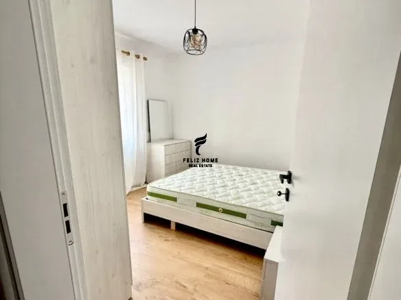 APARTAMENT ME QERA 1+1 RRUGA BARDHYL 48.000 LEKE 4