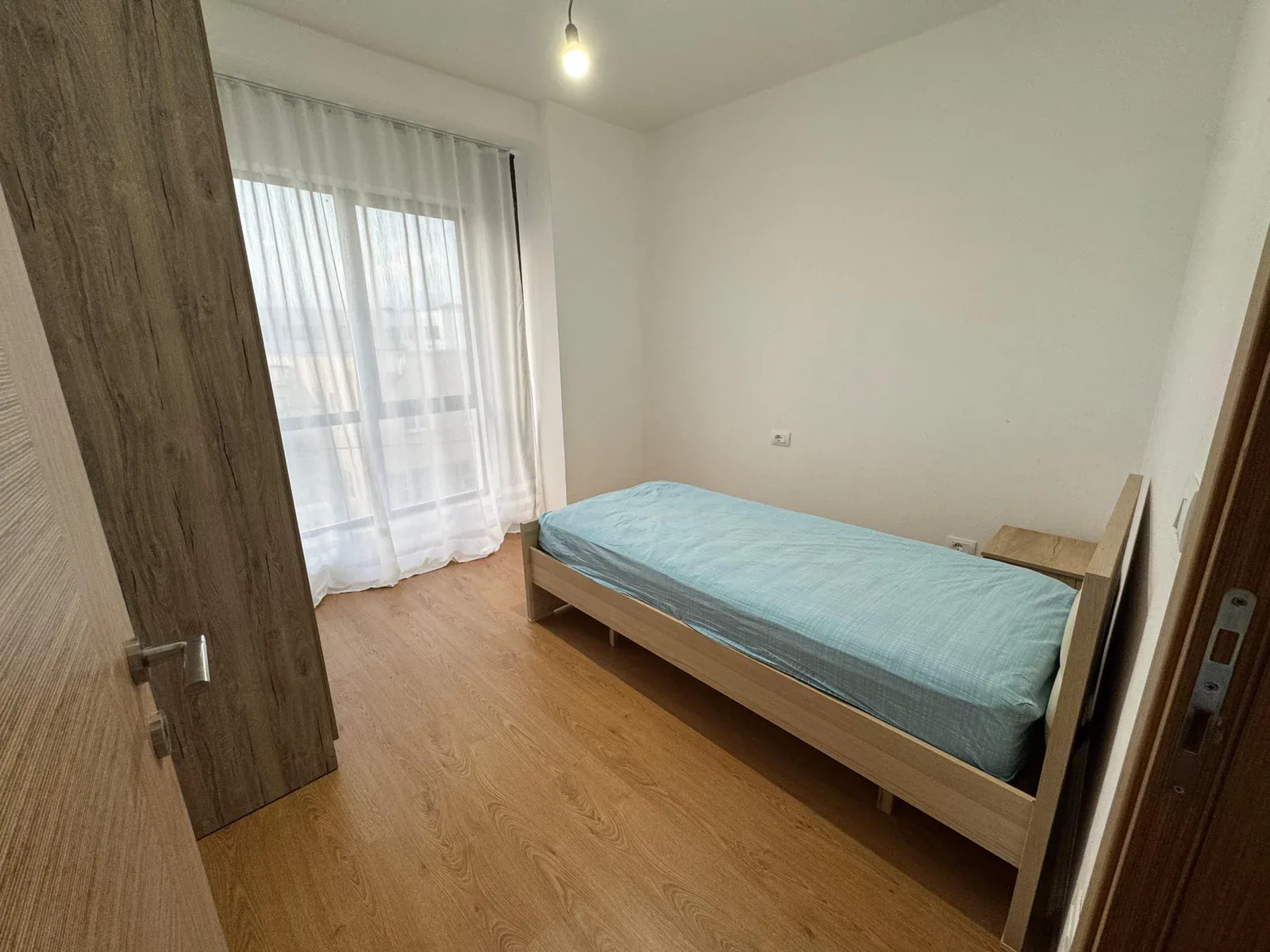 APARTAMENT ME QERA 3+1 5 MAJI 50.000 LEKE 3