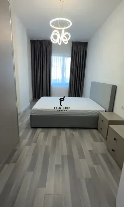 APARTAMENT ME QERA 1+1 VASIL SHANTO 70.000 LEKE 3