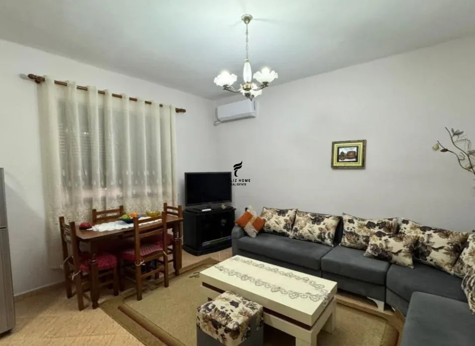APARTAMENT ME QERA 2+1 LAPRAKE 52.000 LEKE