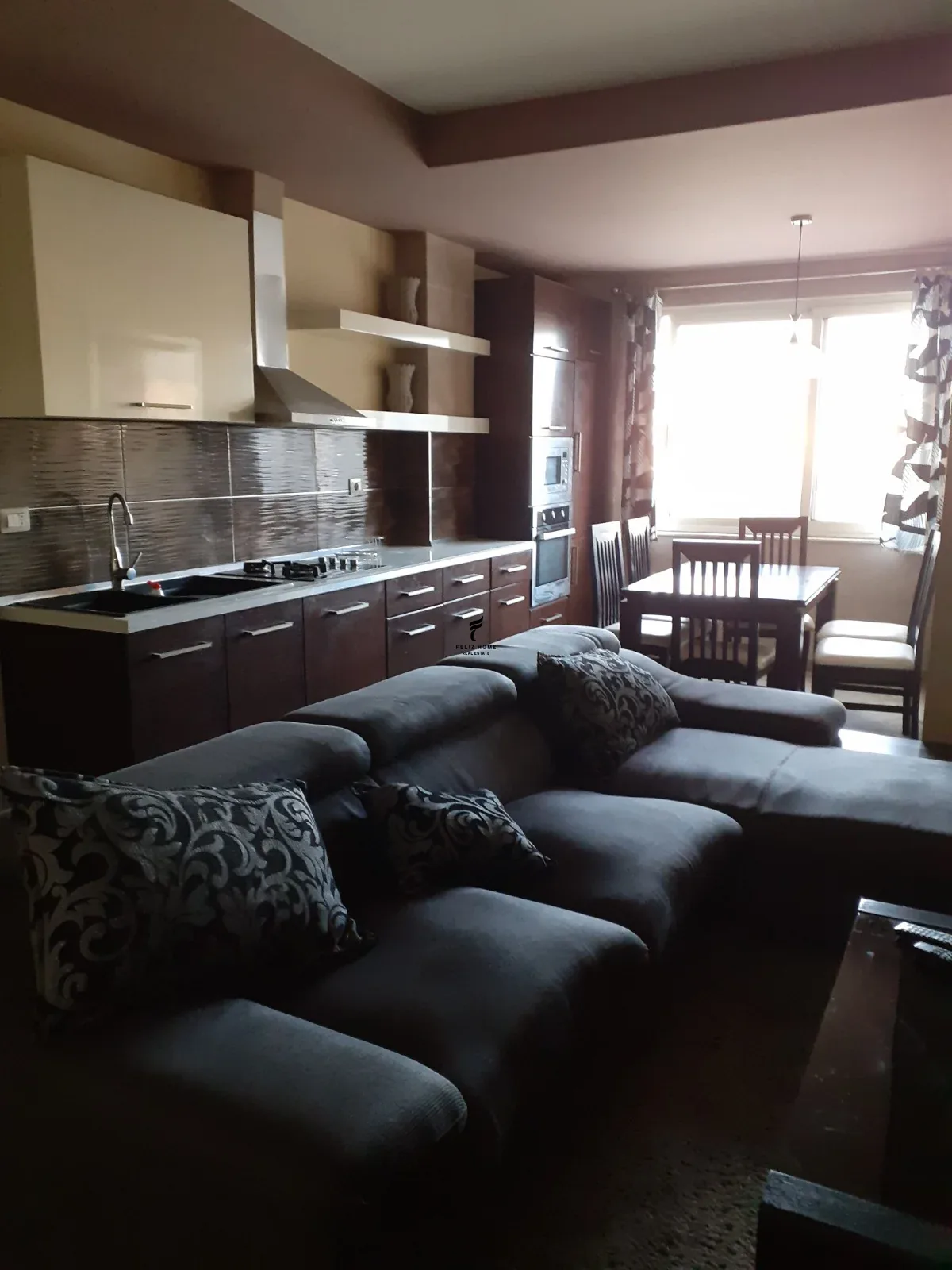 APARTAMENT ME QERA 2+1 IRFAN TOMINI 60.000 LEKE