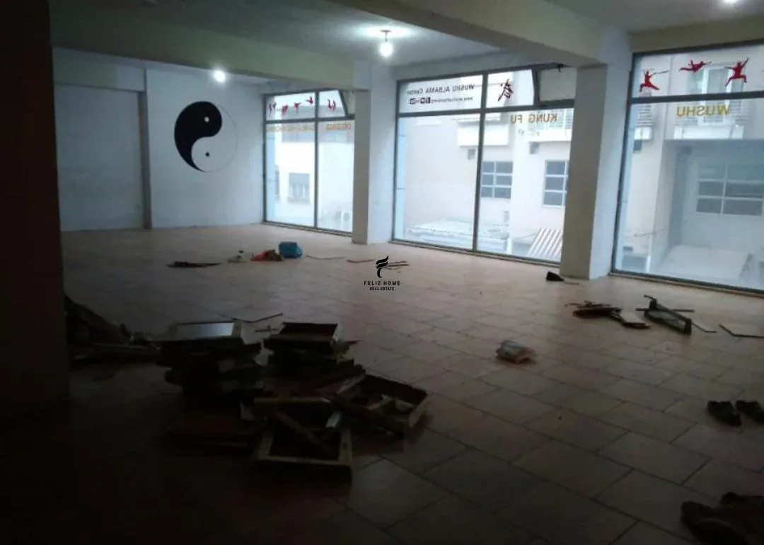 ZYRE ME QERA 150 M2 ASTIR 70.000 LEKE