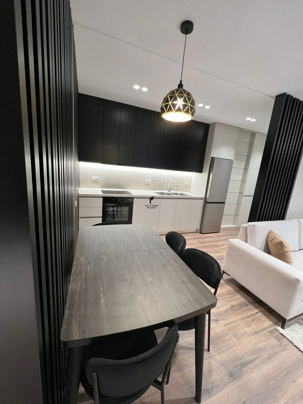 APARTAMENT ME QERA 2+1 ISH FUSHA AVIACIONIT 70.000 LEKE 2