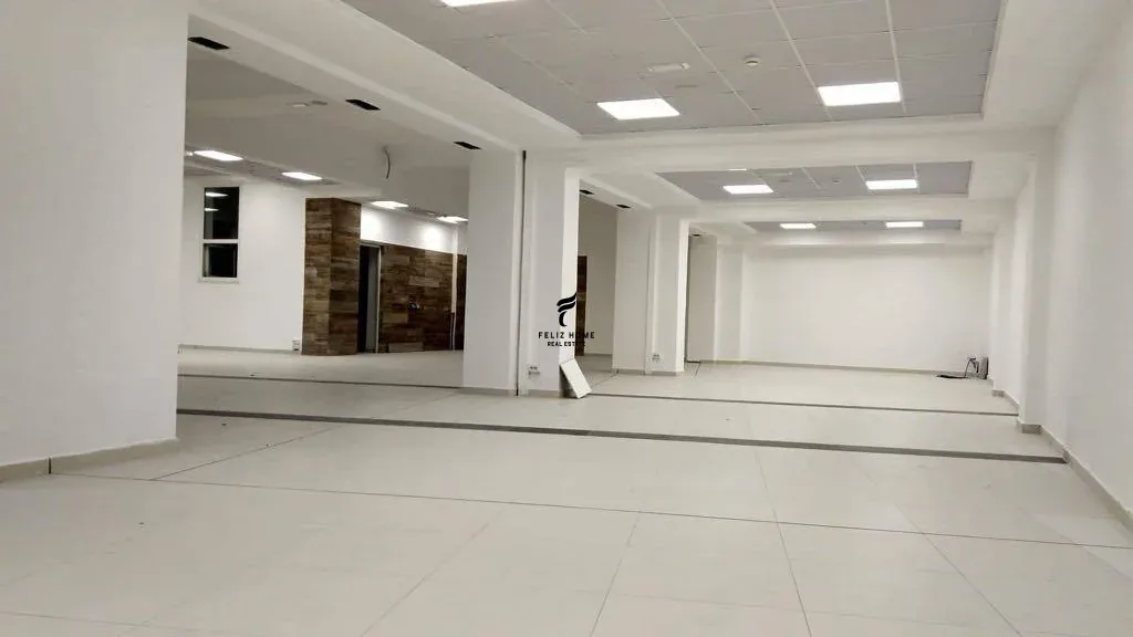 AMBIENT BIZNESI ME QERA 750M2 KOMBINAT 200.000 LEKE