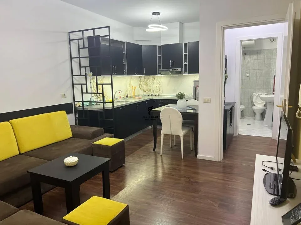 APARTAMENT ME QERA 1+1 XHAMIA E TABAKEVE 50.000 LEKE 2