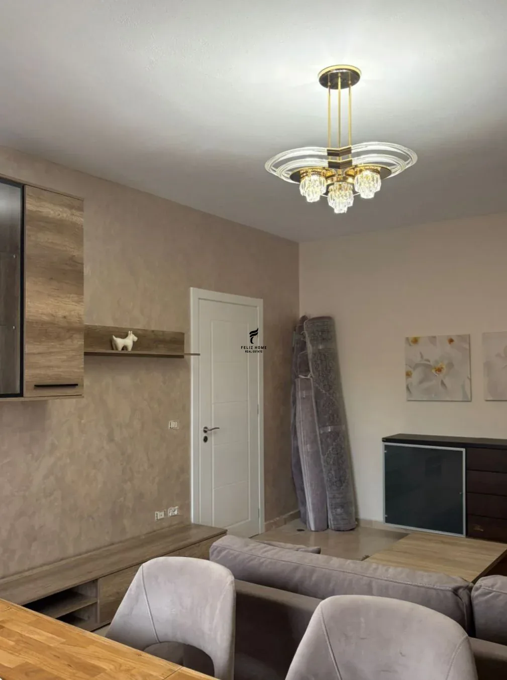 APARTAMENT ME QERA 2+1 RRUGA E ELBASANIT 70.000 LEKE