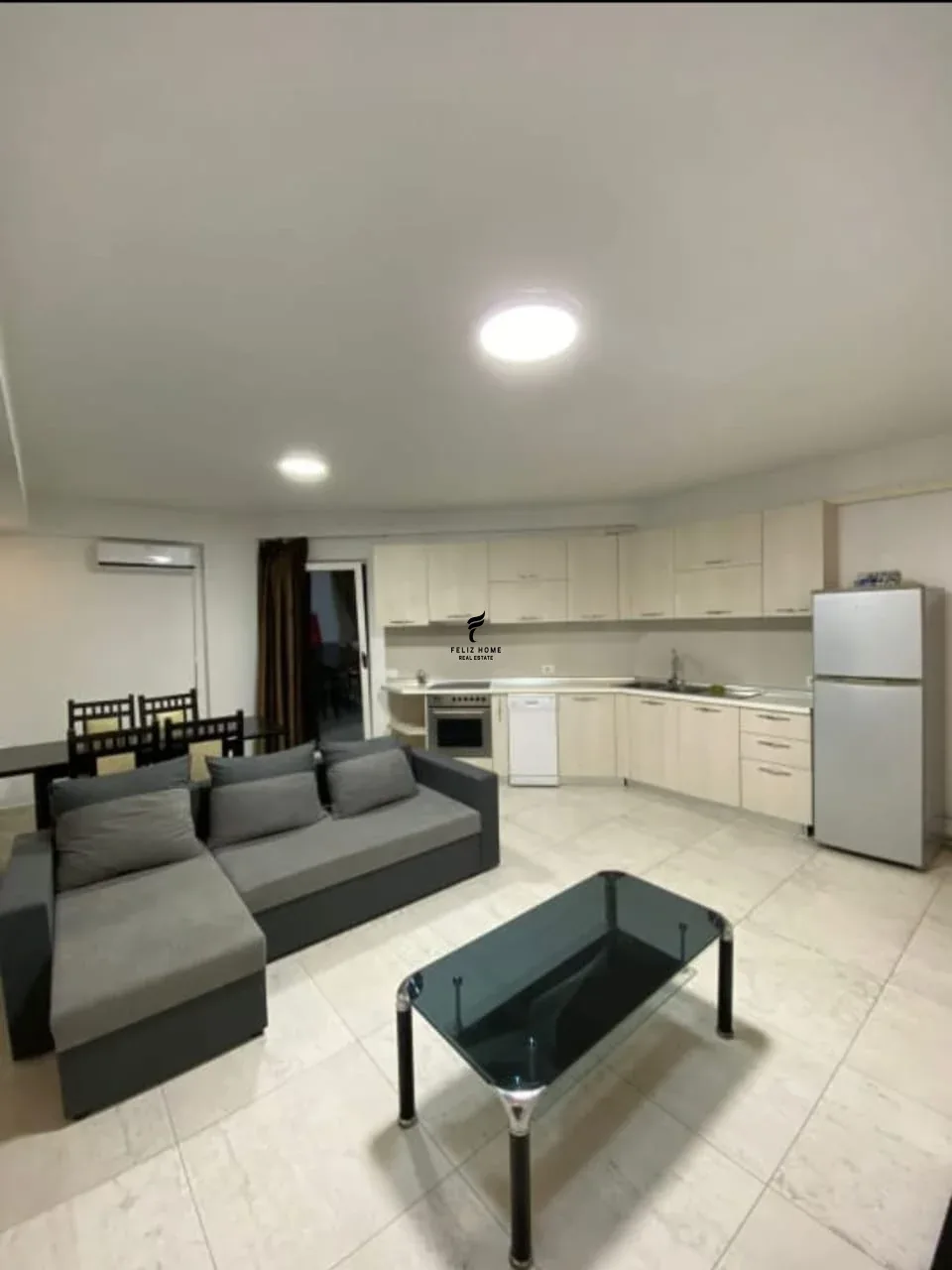 APARTAMENT ME QERA 2+1 VASIL SHANTO 70.000 LEKE 2