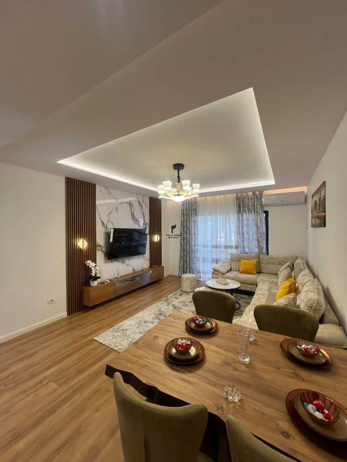 SHITET APARTAMENT 2+1+2 RRUGA E KAVAJES 265.000 EURO