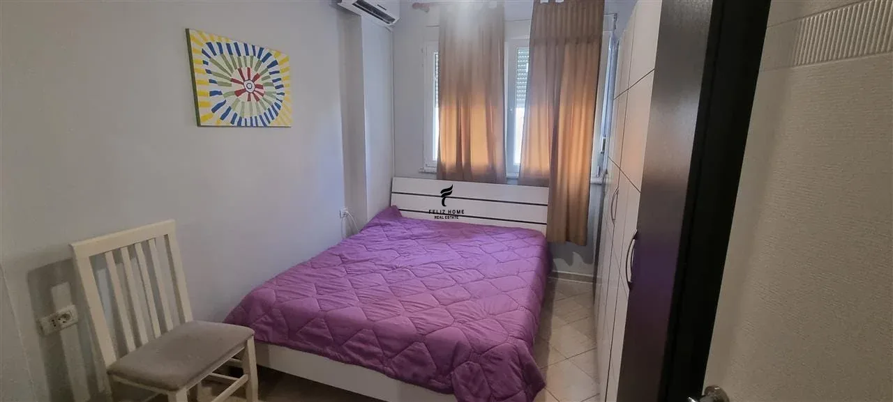 APARTAMENT ME QERA 1+1 RRUGA E DIBRES 60.000 LEKE 4
