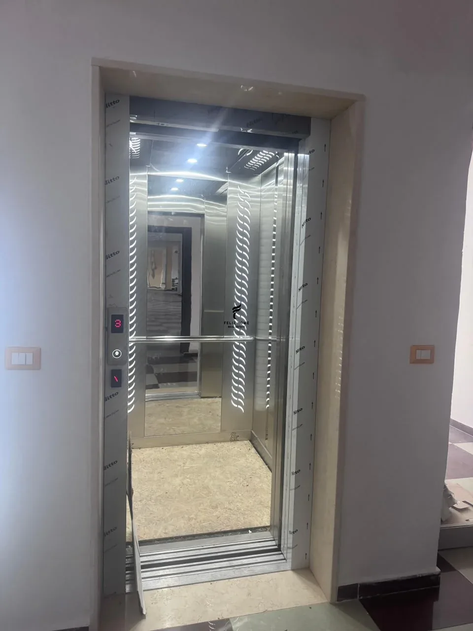 AMBIENT BIZNESI ME QERA 1250 M2 VAQARR 3800 EURO 3