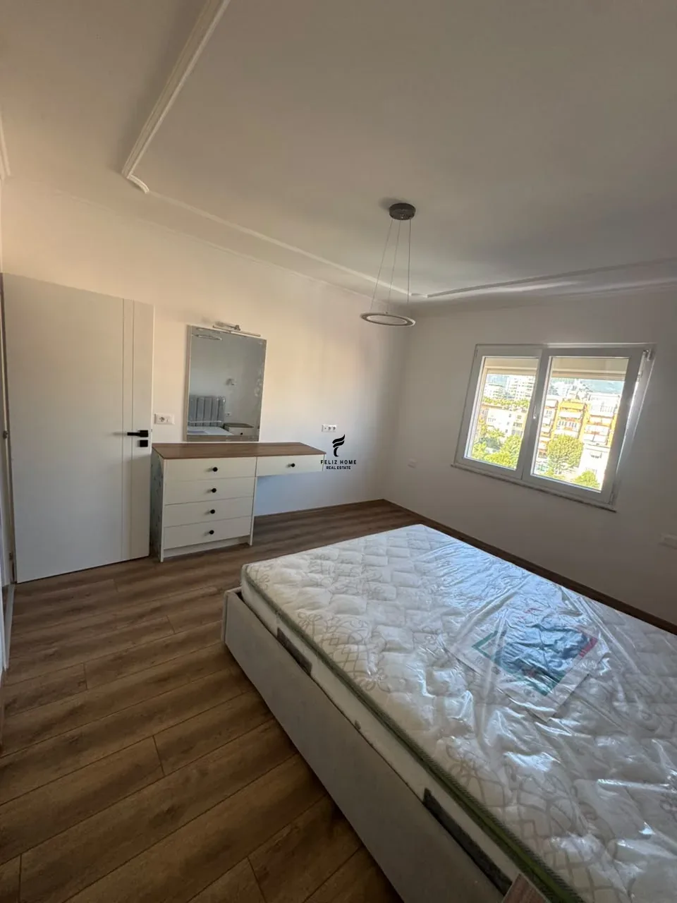 APARTAMENT ME QERA 1+1 VASIL SHANTO 55.000 LEKE 2