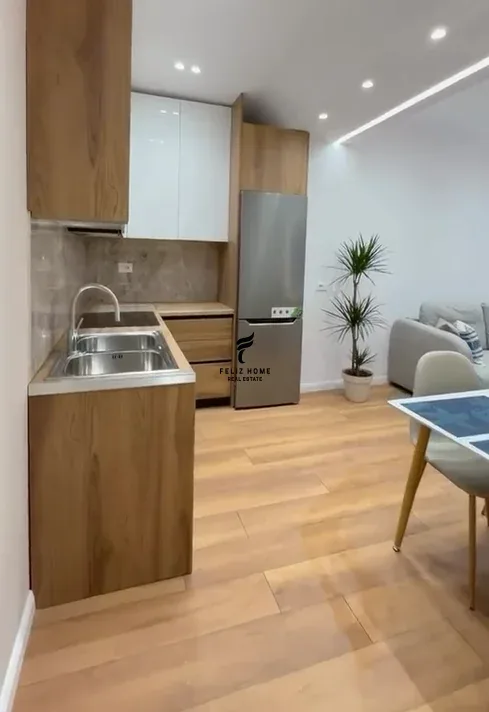 SHITET APARTAMENT 1+1 PAZARI RI 163.000 EURO 4