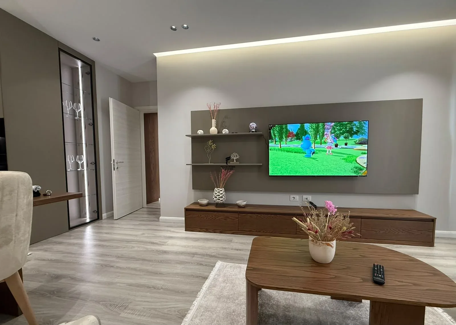 APARTAMENT ME QERA 1+1 LAPRAKE 70.000 LEKE