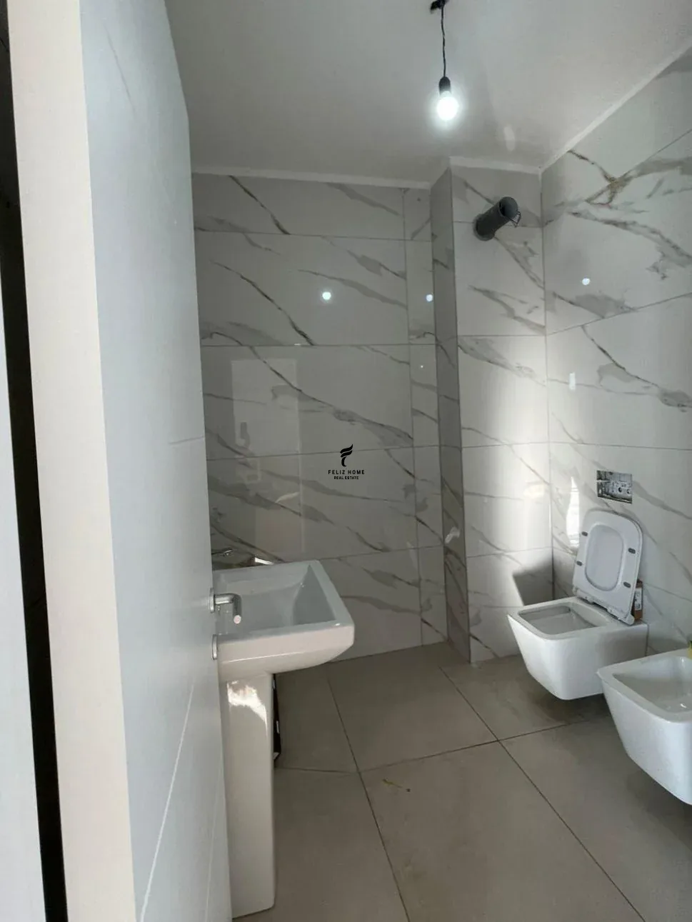 APARTAMENT ME QERA 1+1 BULEVARDI RI 55.000 LEKE 3