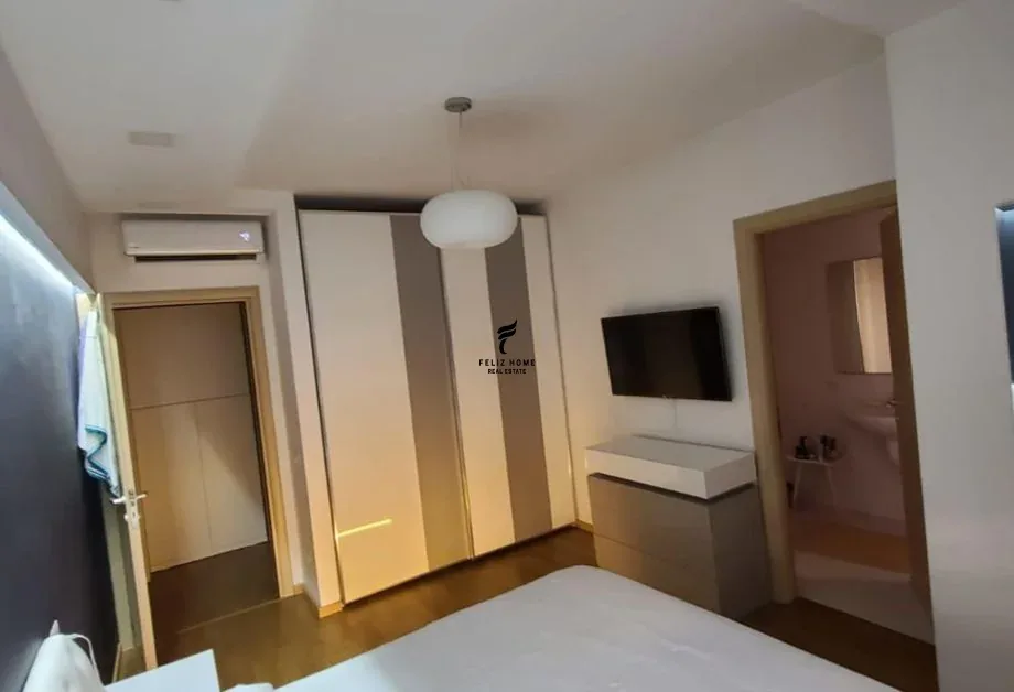 APARTAMENT ME QERA 2+1 PORCELAN 70.000 LEKE 2