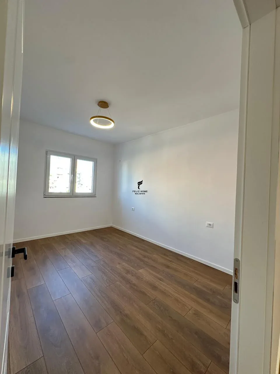 SHITET APARTAMENT 2+1 QENDER 193.000 EURO 4