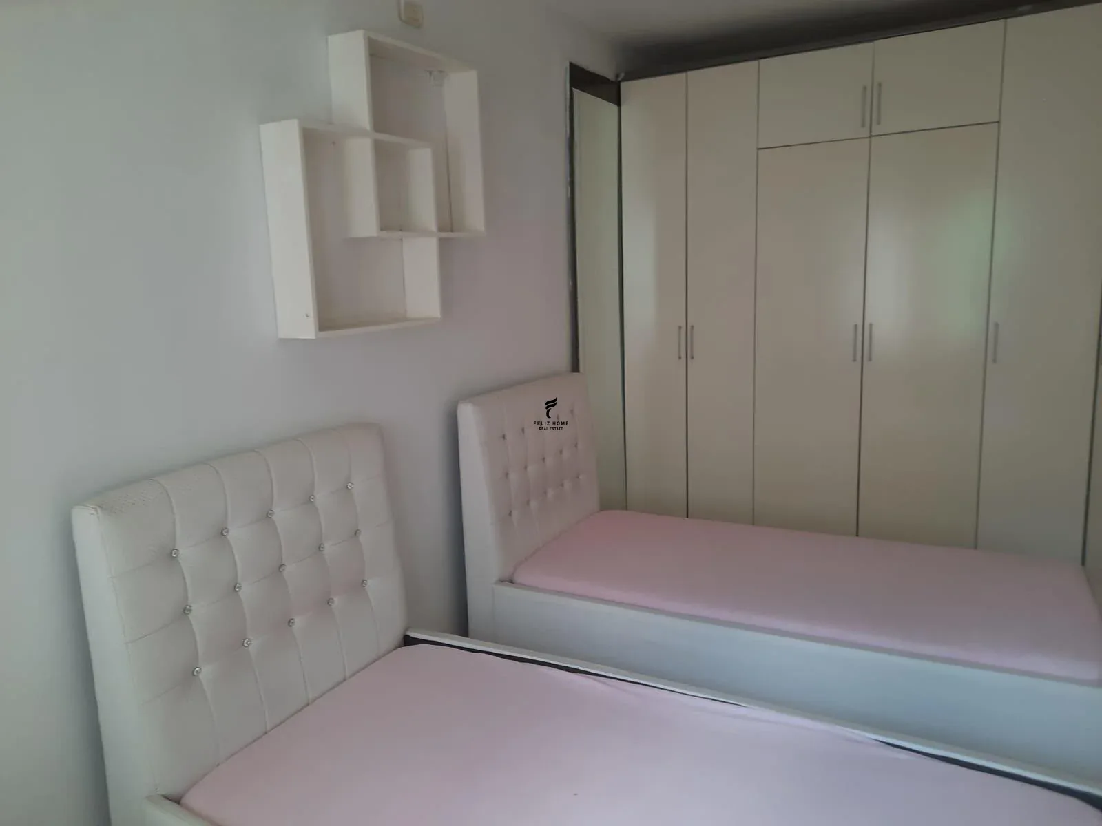 APARTAMENT ME QERA 2+1 VASIL SHANTO 70.000 LEKE 4