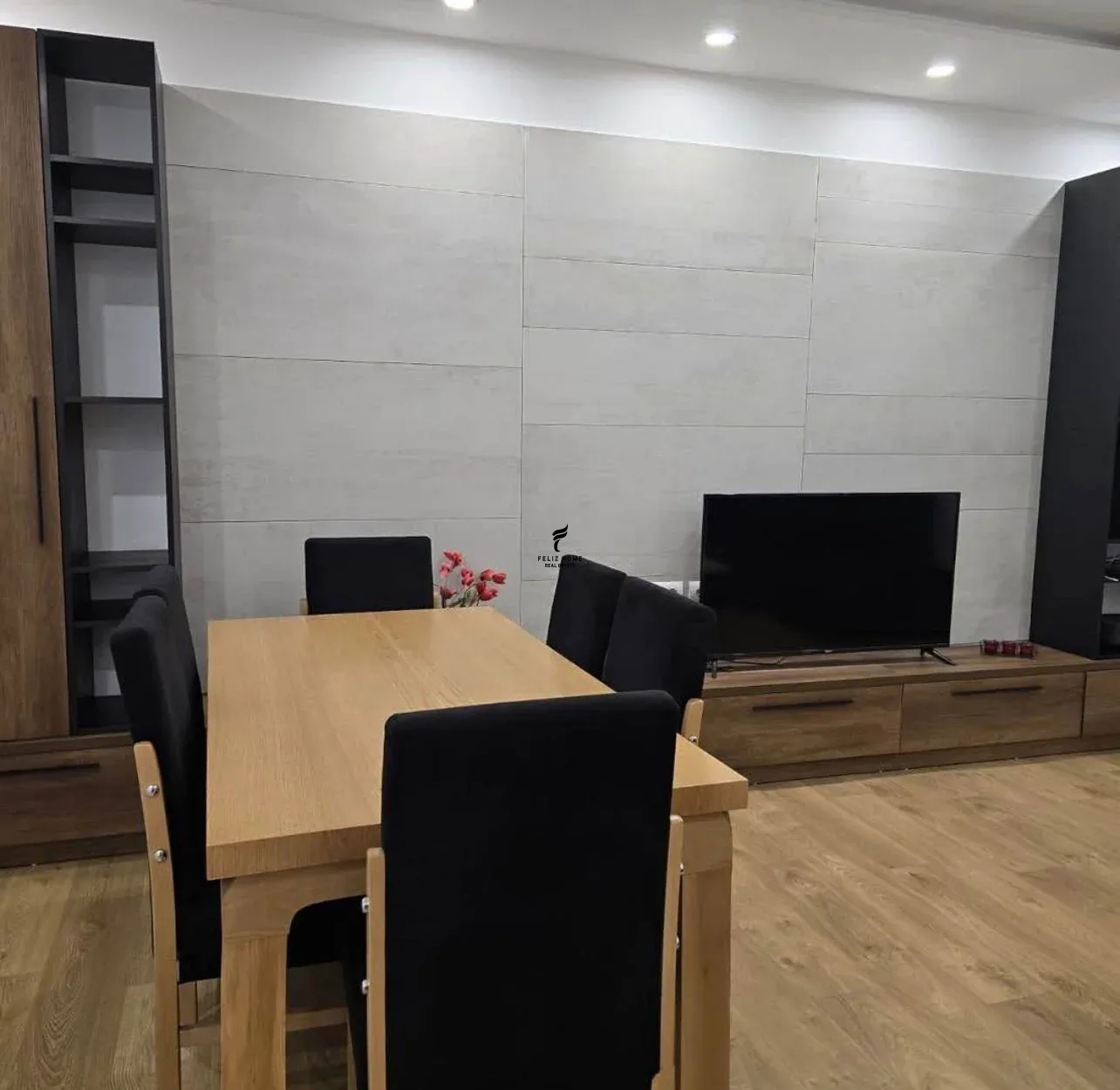 APARTAMENT ME QERA 2+1+2 BULEVARDI BAJRAM CURRI 70.000 LEKE 3