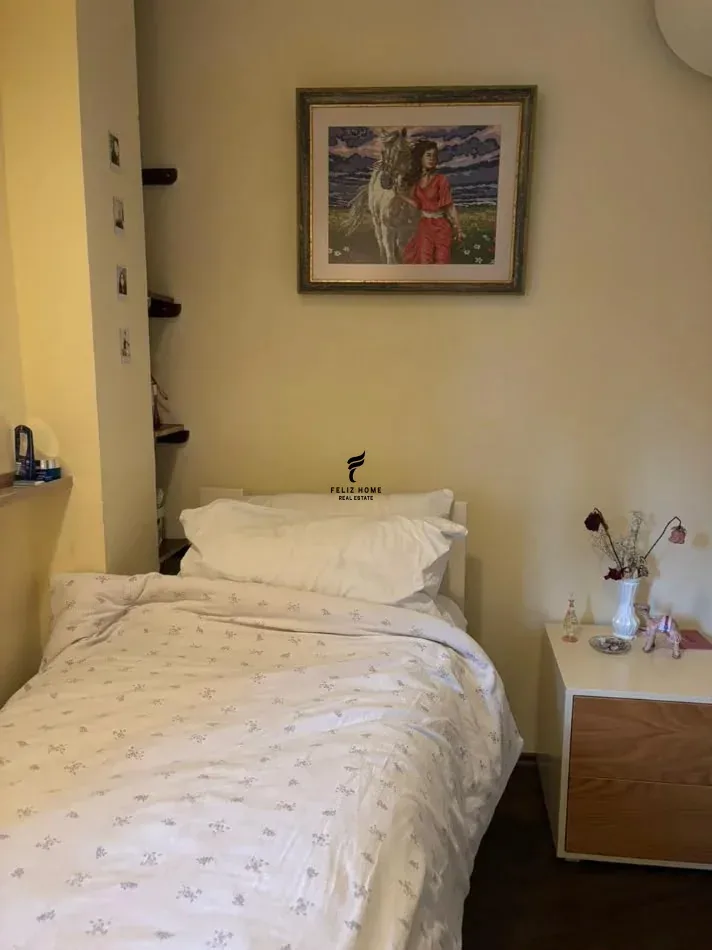 APARTAMENT ME QERA 3+1 QENDER 100.000 LEKE 4